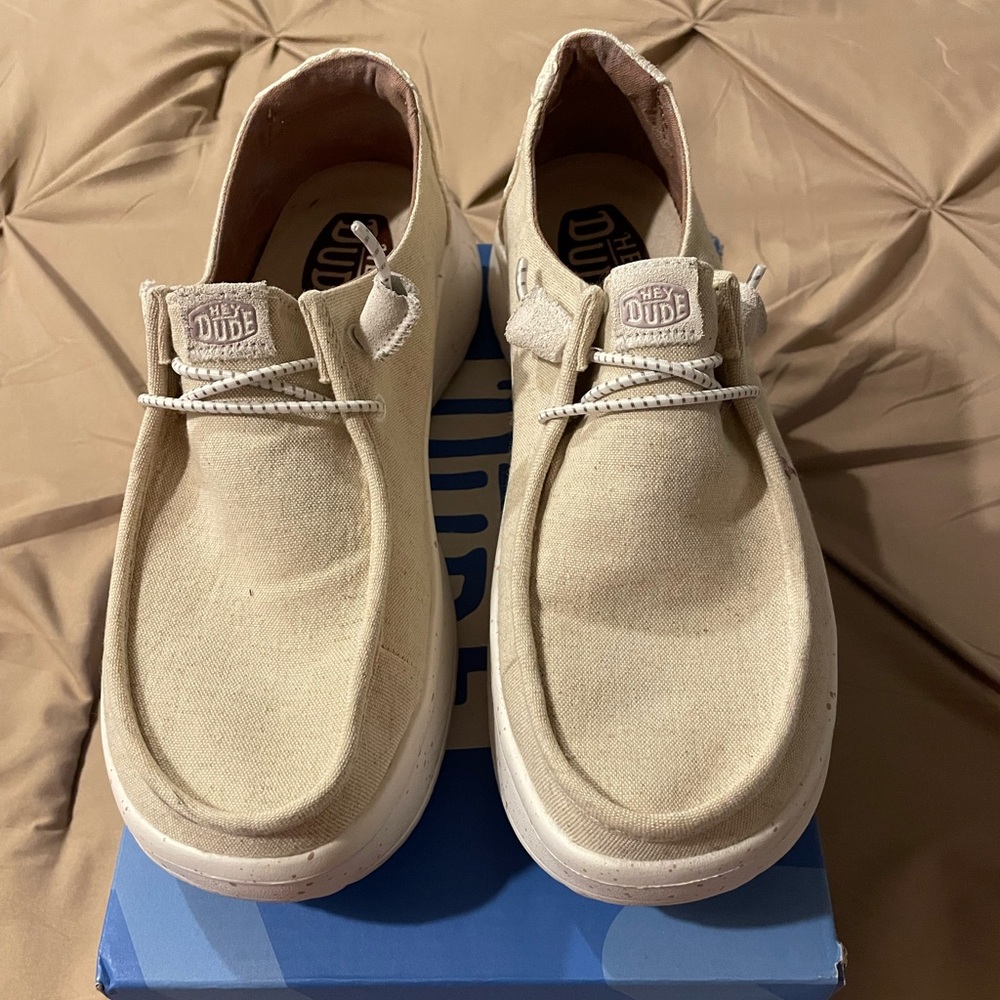 Hey Dude Women Wendy Peak Woven Beige tan Casual Shoes Platform Sz 8 Eur 39